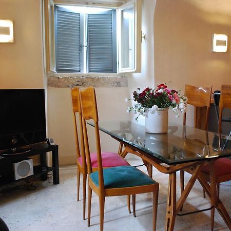Appartamento Piazza Farnese 로마 외부 사진
