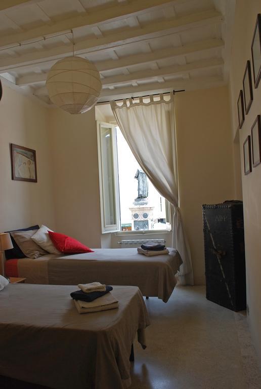 Appartamento Piazza Farnese 로마 객실 사진